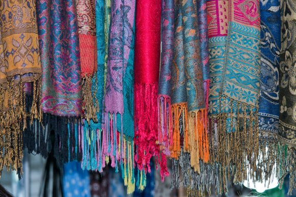 Boutique Paisley Jacquard Pashmina Pack - 25 pcs